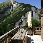 Chalet Les Varcins *